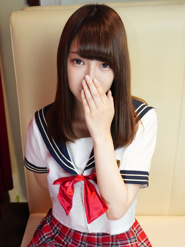 激安ヌキ道楽・神戸店 グミ 26歳 T：162cm　B：85(D)　W：55　H：87